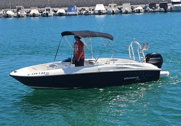 Necomar Bayliner